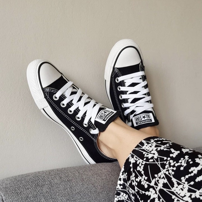 Chuck Taylor Classic Black | Giày Thể Thao Đen Cổ Thấp M9166C