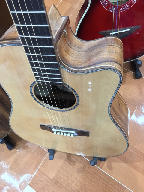 GUITAR ĐIỆP CAO CẤP