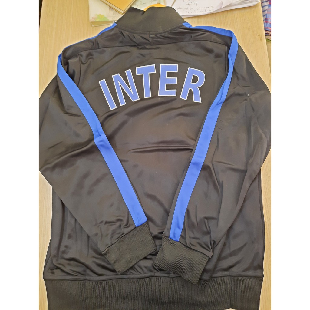 Áo khoác đá bóng intermilan đen