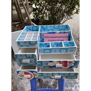 KỆ ĐỰNG MỸ PHẨM 4 HỘC DOREMON