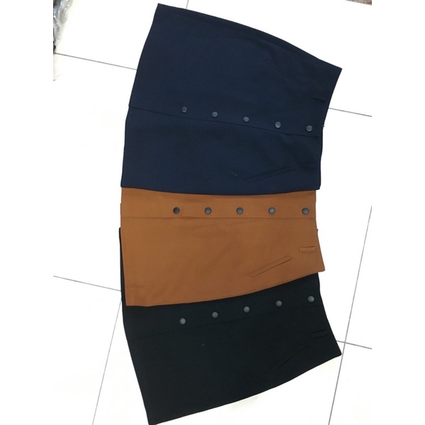 Chân váy chữ A cúc giữ có túi