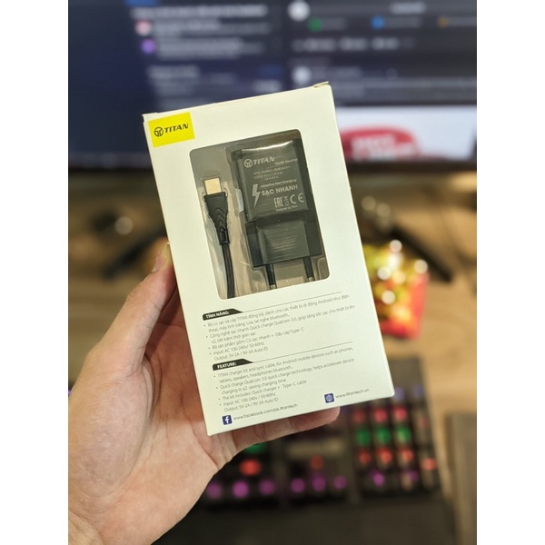 Bộ sạc nhanh QC 3.0 chính hãng TITAN kèm cáp type C