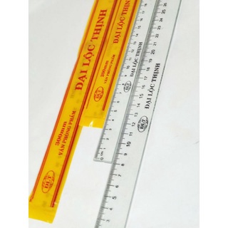 Thước kẻ nhựa cứng 20cm / 30cm