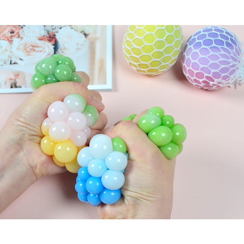 Đồ Chơi Bóp Giảm Căng Thẳng Hình Chùm Nho 7cm Màu Sắc Lấp Lánh
