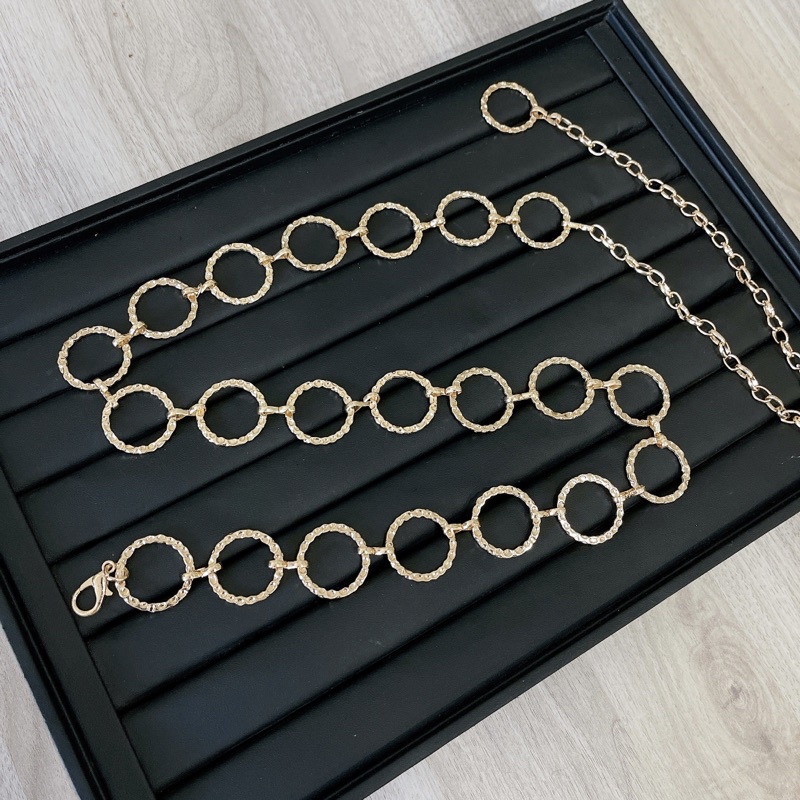 Thắt lưng xích tròn