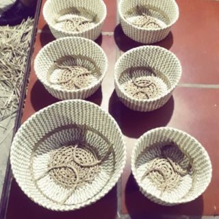 Chậu cói ép và giấy trắng các size 25,30,35 cm