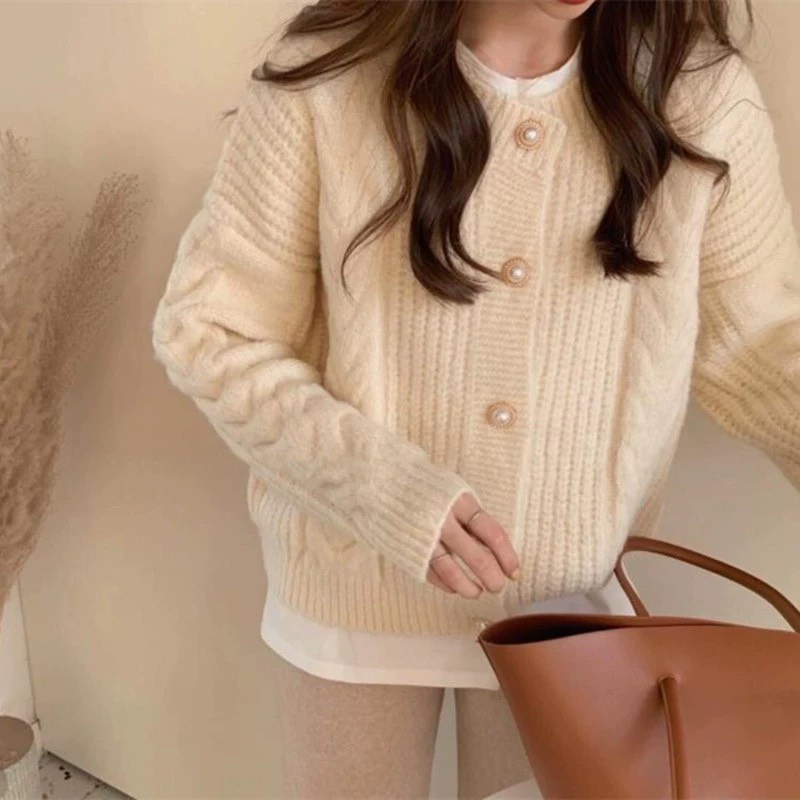 Áo len cardigan nữ, áo len form rộng nữ hàn quốc chất len mềm mịn phong cách trẻ trung mẫu mới thu đông 2021 Oanh Shop | BigBuy360 - bigbuy360.vn