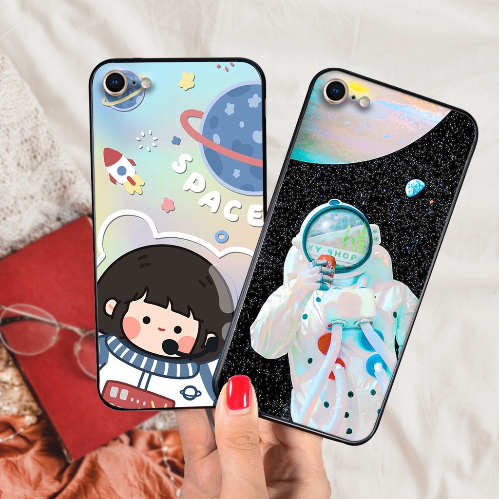 Ốp lưng Iphone 5/5s/5se - Iphone 6/6s - Iphone 6 plus/6s plus - Iphone 7/8/SE 2020 mẫu phi hành gia vũ trụ cute đáng yêU