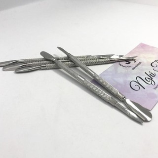 Cây đẩy da chết nail