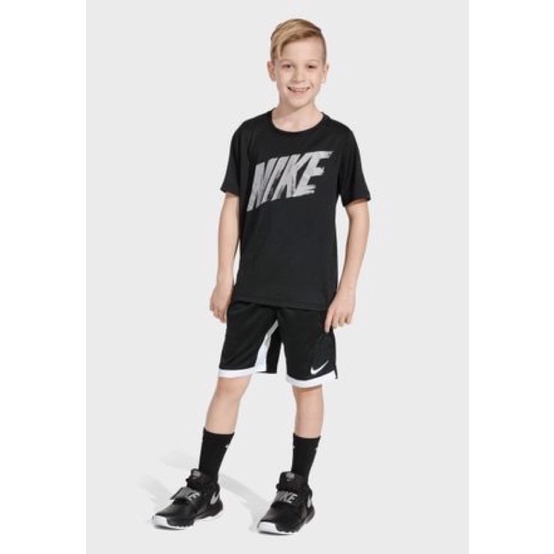 Áo thể thao Nike bé trai 6-8 tuổi sale