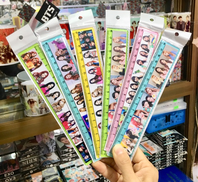 2 Thước kẻ BLACKPINK mẫu ngẫu nhiên