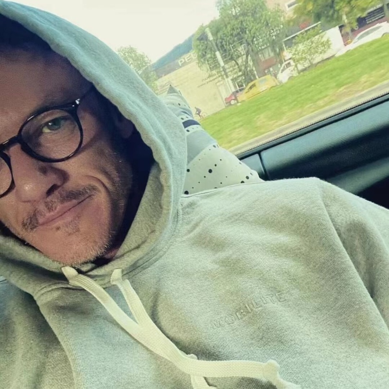 Mắt Kính Gọng Tròn Chống Ánh Sáng Xanh Thời Trang Retro Cho Nam