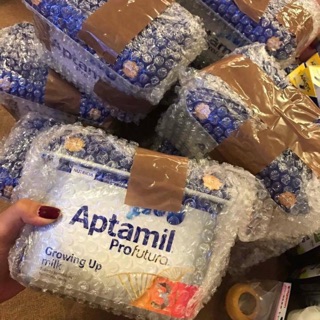 Sữa bột Aptamil Profuture của Anh hộp 900g