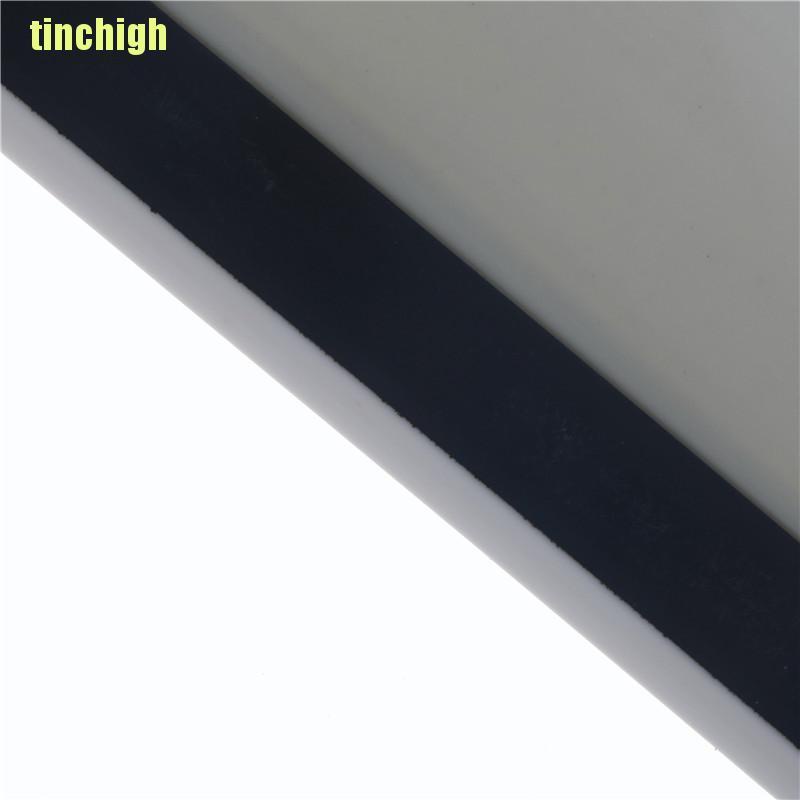 Lau Cửa Sổ Tiện Dụng