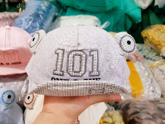 MŨ CÓ TAI IN SỐ 101 CHO BÉ TRAI BÉ GÁI(5M-1.5Y) (SP001084 )