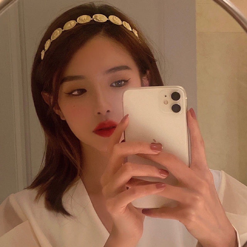 Cài tóc phong cách cổ điển - Cài tóc âu mỹ