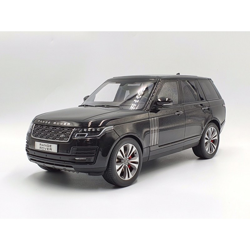 Xe Mô Hình Range Rover Tỉ lệ : 1:18 Hãng sản xuất LCD Models ( Đen )