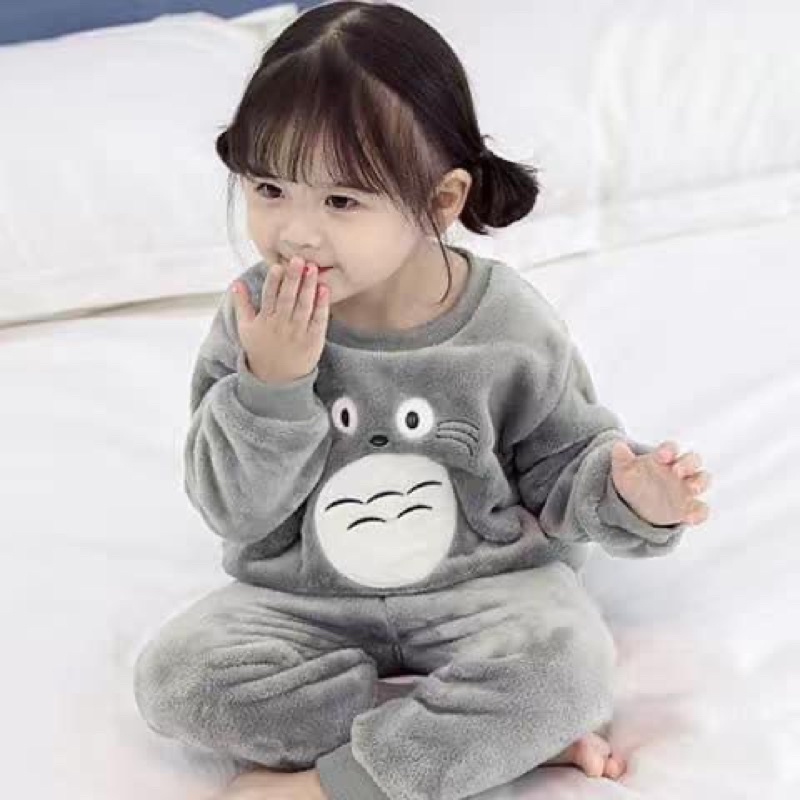 Bộ nỉ nhung cho bé QC