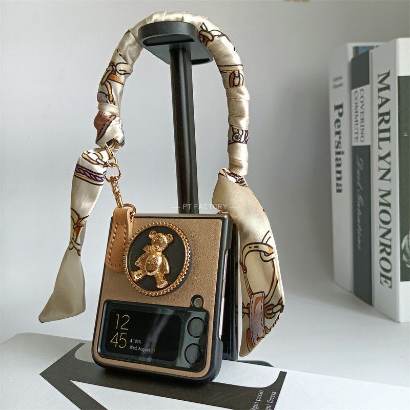 Ốp Samsung Z Flip 3 / Z Flip 4 kèm popsocket gấu và dây xách lụa/ngọc Z Flip3 / ZFlip3 / Z Flip4/ ZFlip4