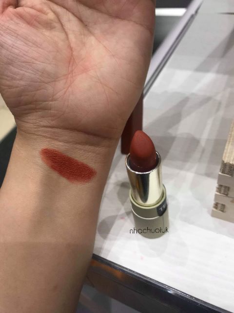 (CÓ SẴN) Son cam gạch KIKO MILANO NEW GREEN ME MATTE LIPSTICK (BILL UK)