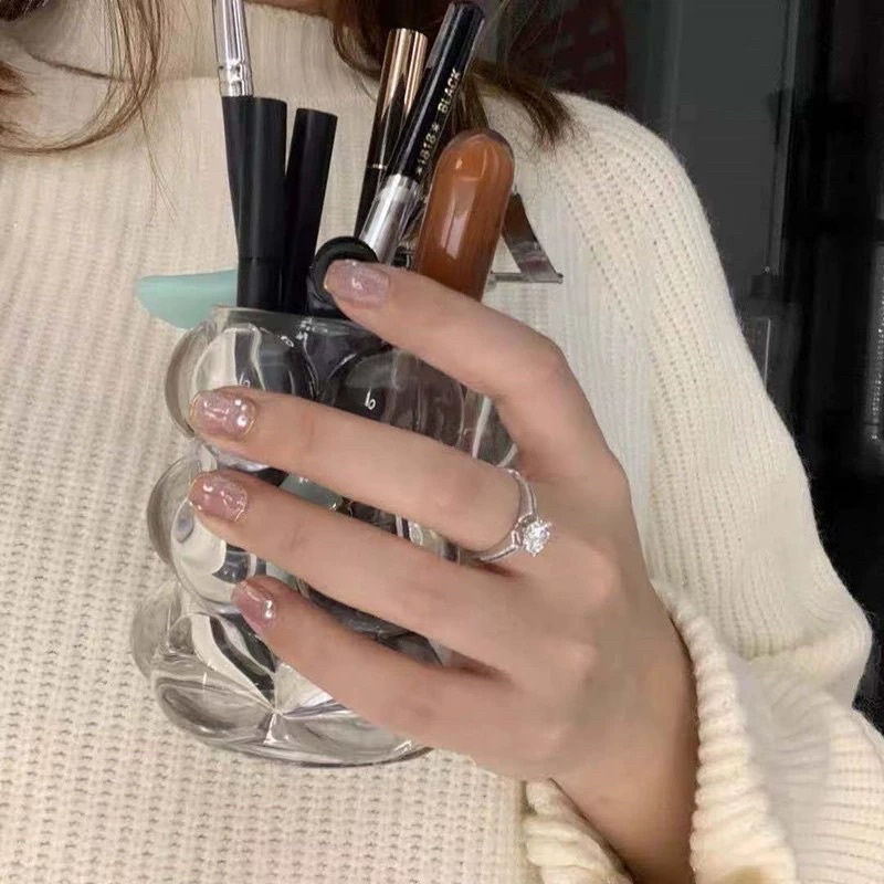 Lọ đựng cọ trang điểm, đựng bút chấm tròn Hàn Quốc