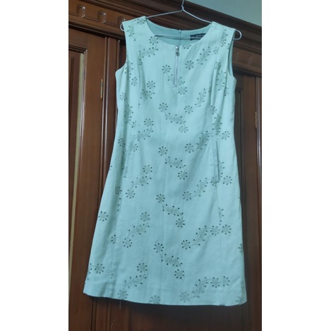 Thanh lý đầm sát nách Seven.AM size L