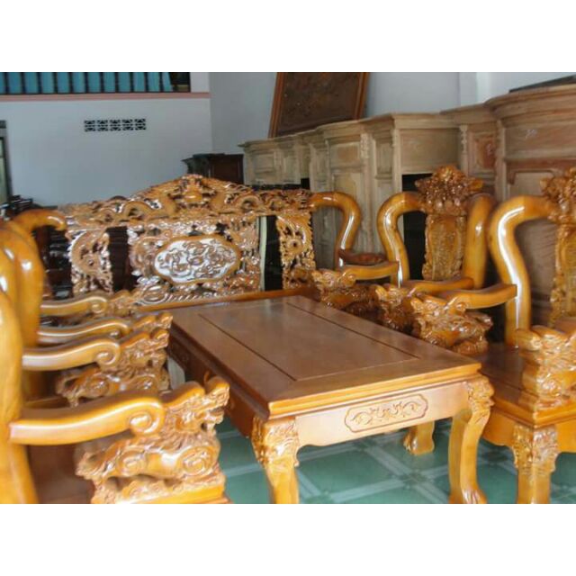 Giá cực sốc... Bộ bàn ghế gõ đỏ 10 món cột 12 giảm 5% đến ngày 27.12
