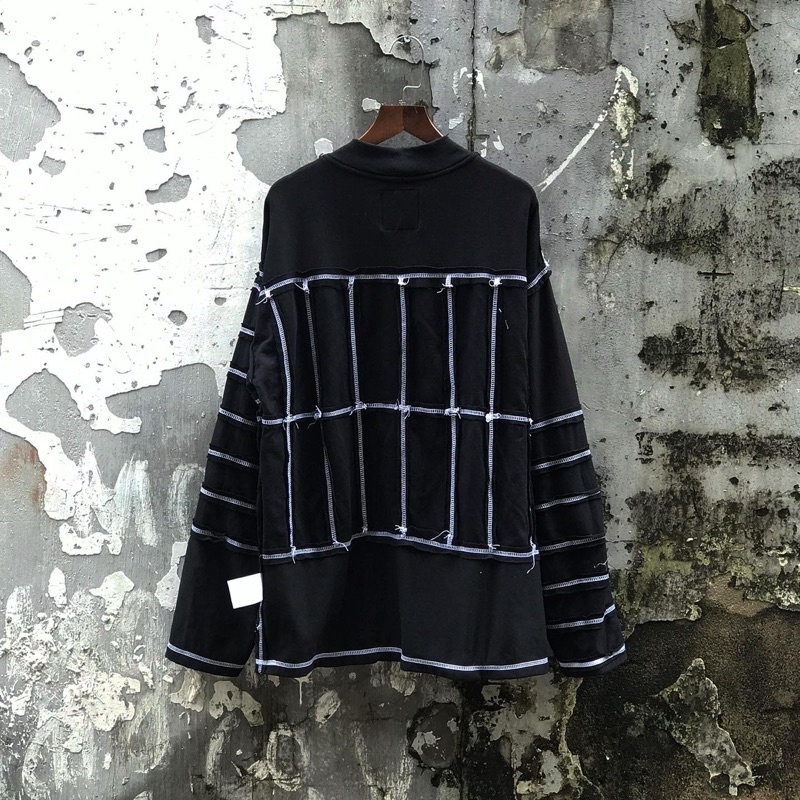 Áo Dài Tay đen ngực xẻ đôi