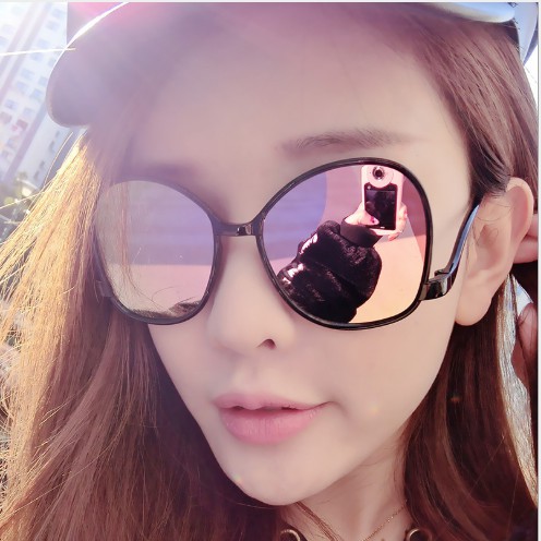 Kính râm - kính mát đi biển HOT TREND 2022