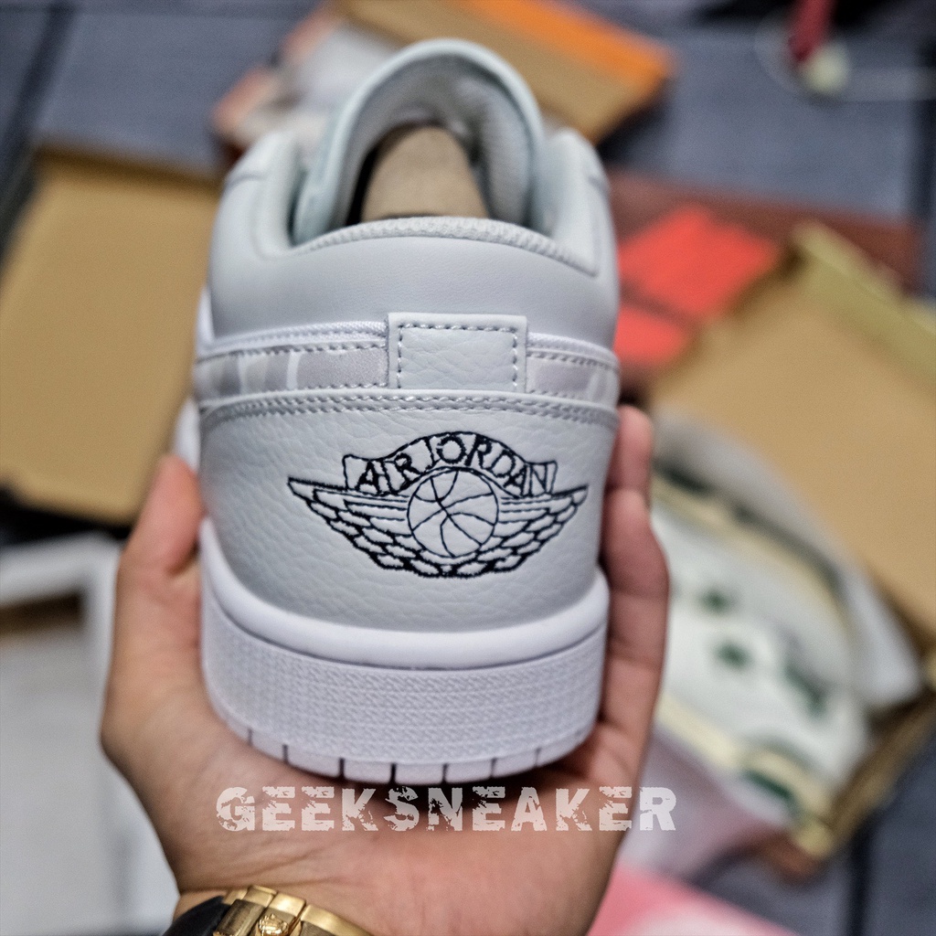 [GeekSneaker] Giày Sneaker Jordan 1 Low Camo White