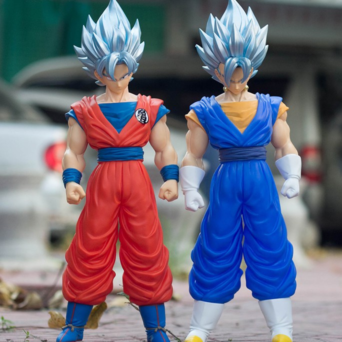 Mô hình Goku siêu saiyan to cao khổng lồ cao khoang 40 cm - dragon ball