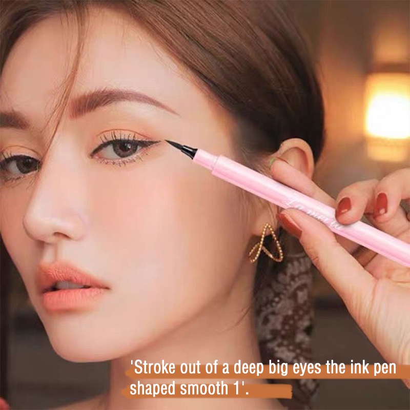 Bút kẻ mắt SUAKE dạng lỏng màu đen nhanh khô lâu trôi 1g