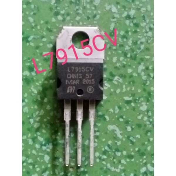 1 CHIẾC IC L7915CV