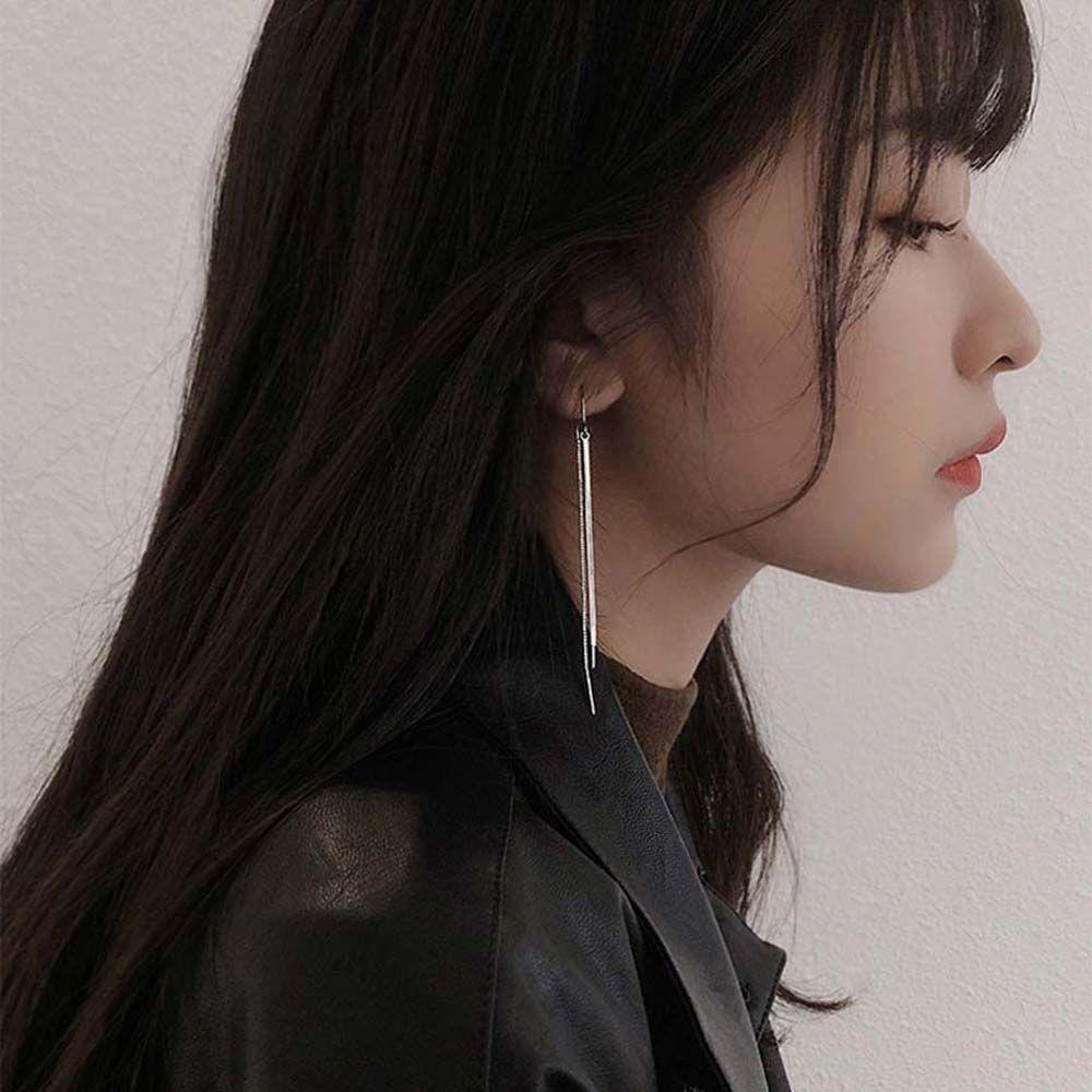 Bông Tai Chữ U Dáng Dài Phối Tua Rua Thời Trang Cho Nữ