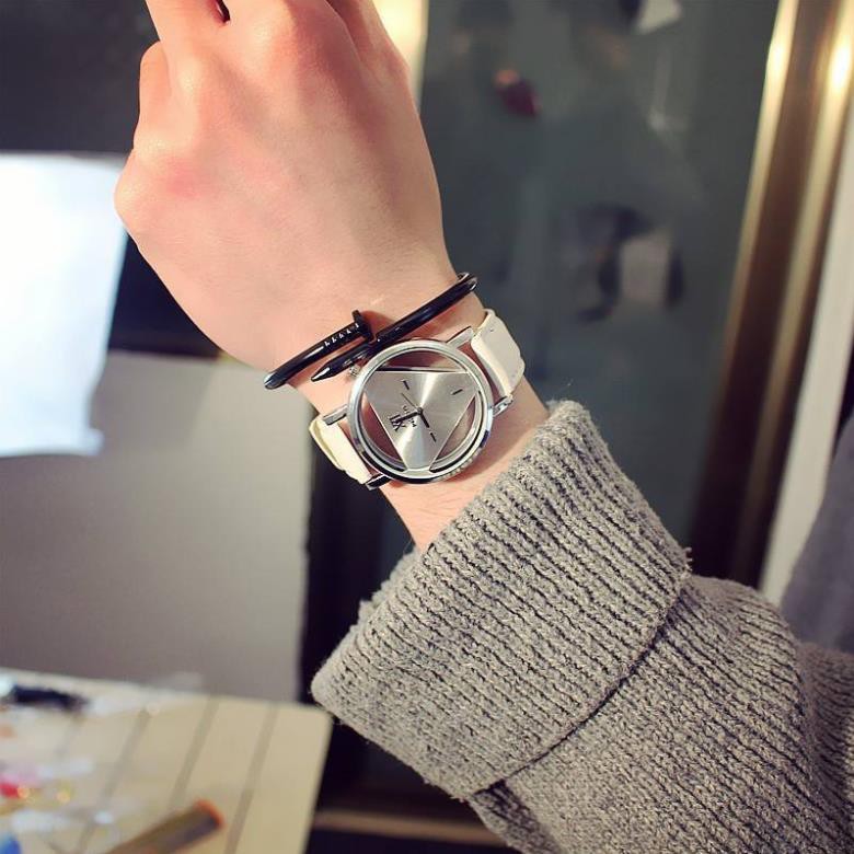 Đồng hồ tam giác thời trang nam nữ WILON teen. | BigBuy360 - bigbuy360.vn