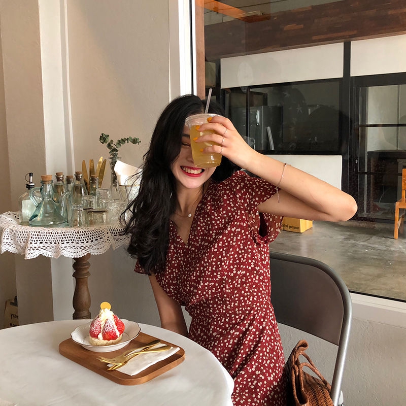 Đầm Hoa Ngắn Tay Cổ Chữ V Thời Trang Hàn Quốc Dành Cho Nữ | BigBuy360 - bigbuy360.vn