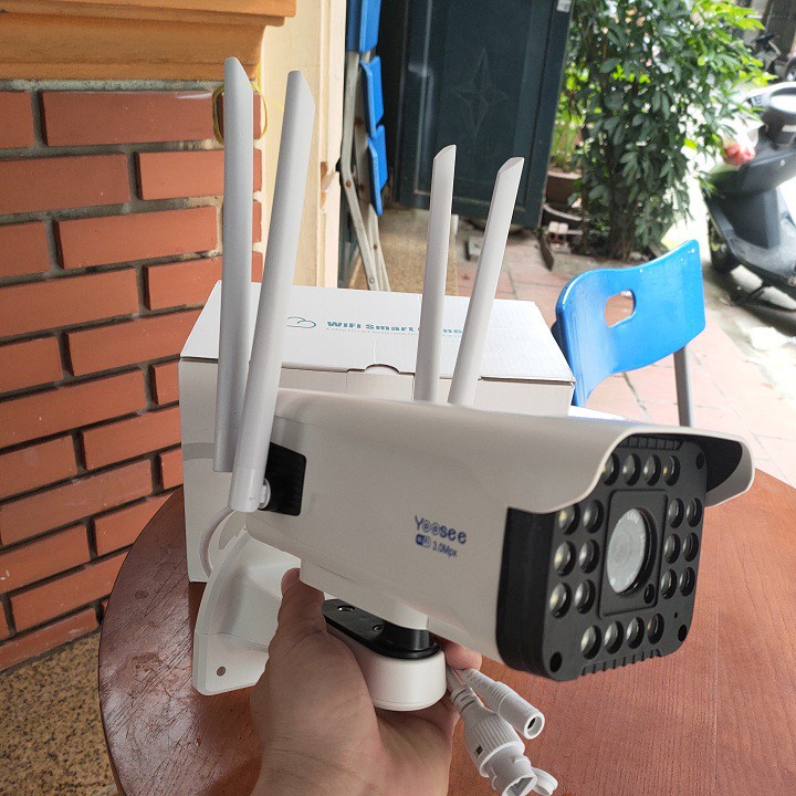 Camera ngoài trời, chống nước Yoosee Full HD 1080P 4 Led trợ sáng đàm thoại 2 chiều | BigBuy360 - bigbuy360.vn
