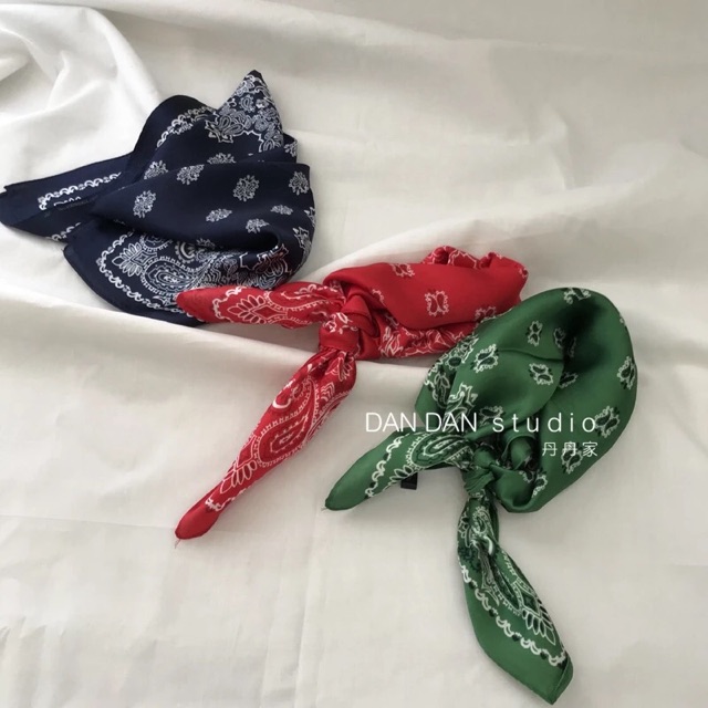 Khăn bandana choàng cổ lụa vuông size 53x53cm tủban nhỏ dễ thương