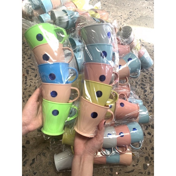 Ca quai thái rio nhiều màu