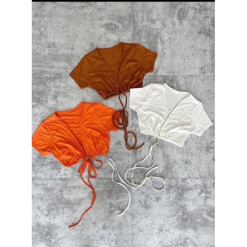 Áo croptop dây quấn eo tay ngắn mặt được 2 kiểu chất borip xịn hàng y hình ( free size từ 40-53kg)