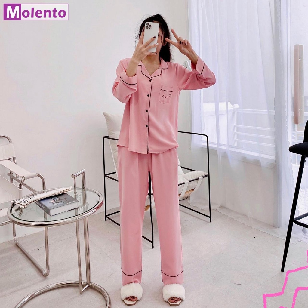 Bộ Pijama Nữ Dài Tay Lụa Mango Cao Cấp MOLENTO Đồ Ngủ Lụa Trơn Mềm Min, Không Nhăn Thêu Love Túi Áo - M56