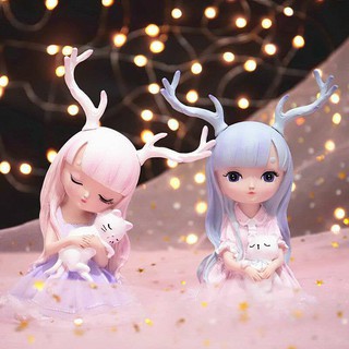 Cô bé sừng hươu, em bé tuần lộc trang trí bánh kem