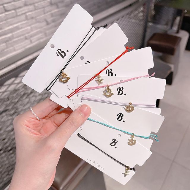 Vòng Tay Chỉ Màu Đáng Yêu