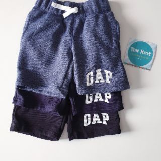 Quần short da cá bé trai Gap