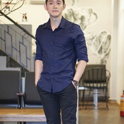 ÁO SƠ MI MÀU XANH THAN