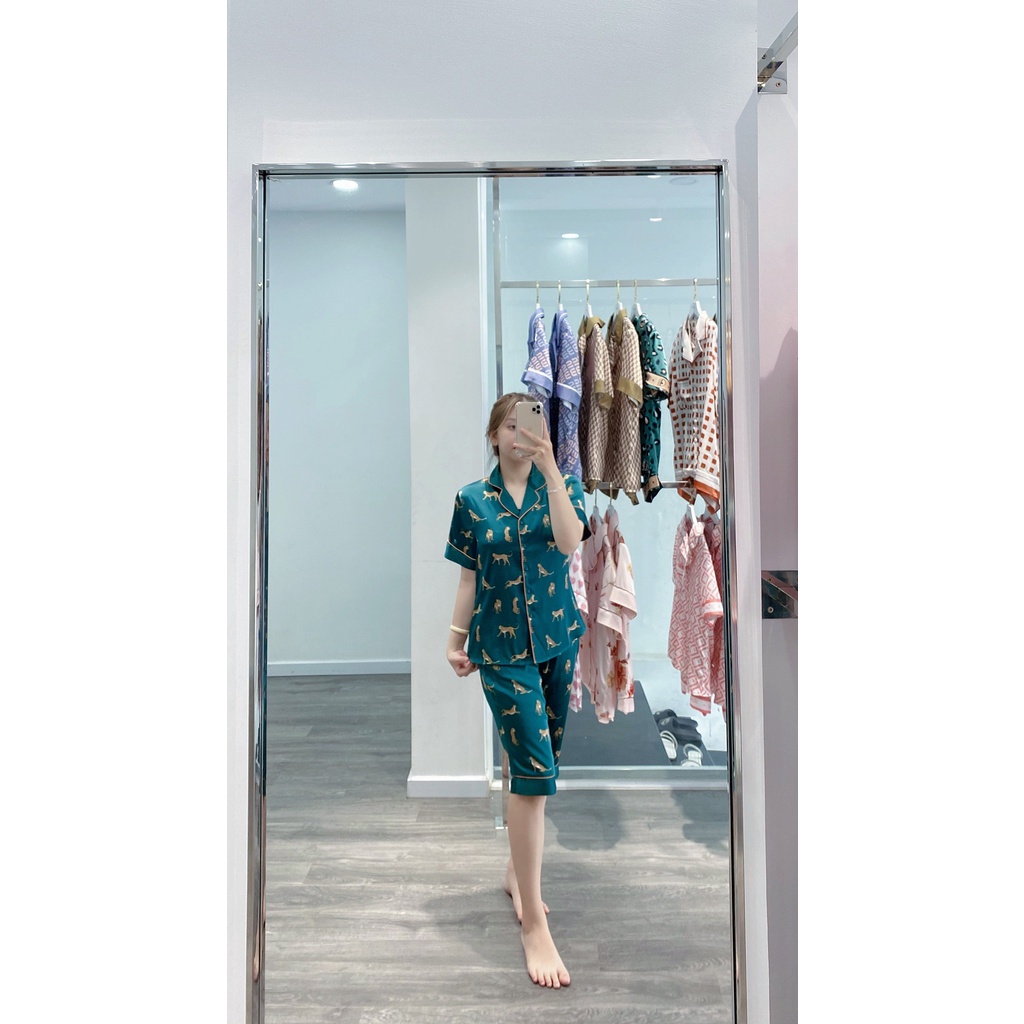 ĐỒ NGỦ ZAM LUXURY - BỘ NGẮN TAY QUẦN LỬNG BÁO GẤM