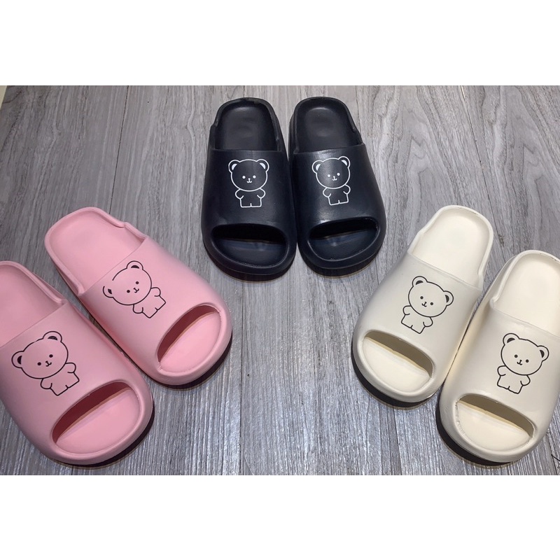Dép gấu Gummy Bear 3 màu