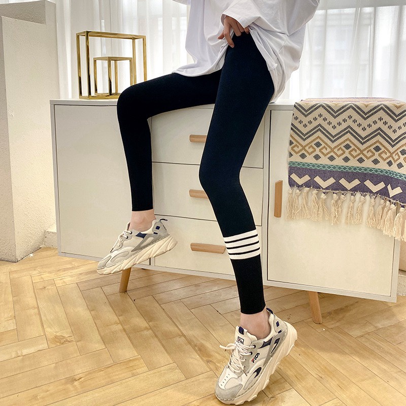 Quần Legging Nữ Chất Thun Tăm Co Dãn Kẻ Vạch Siêu Năng Động