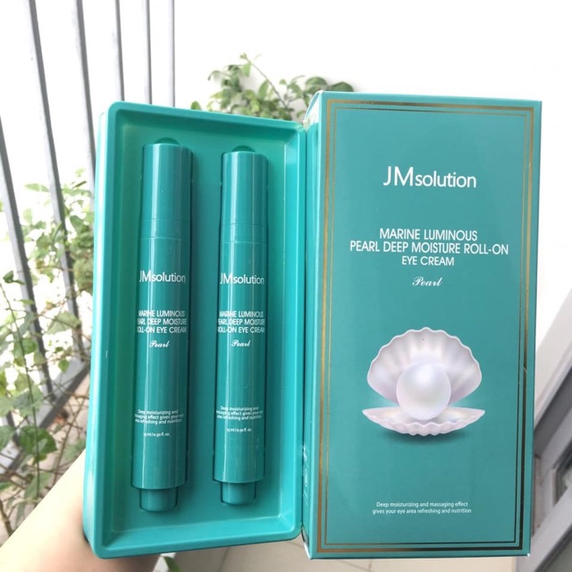 Thanh lăn mắt JM Solution Roll On Eye Cream