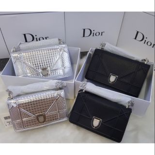 Túi chữ D drama size 18 và size 22